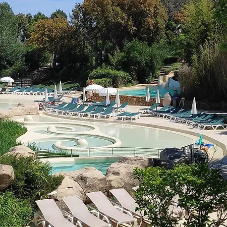 Les Restanques Les Lavandes 2016 * Grimaud